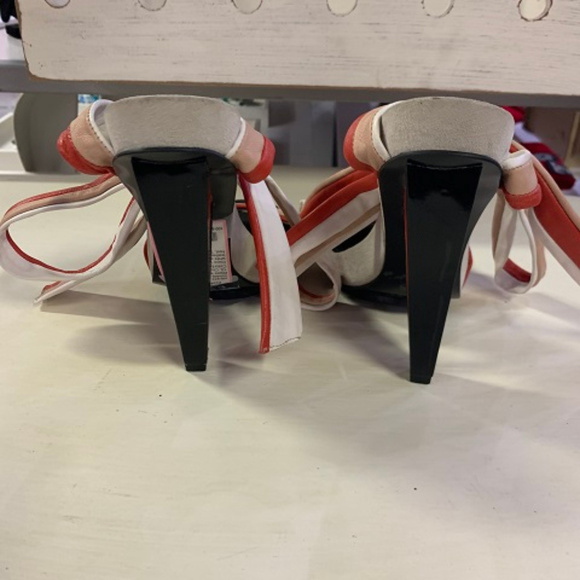 DVF Colorblock Leather Sandals, Size 10 - Picture 3 of 6